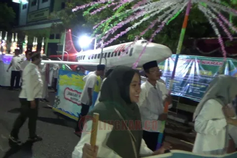 Meriahkan Iduladha, Masjid Baitun Nikmah Griya Praja Mukti Gelar Takbir Keliling Unik. Foto: Wahyudi