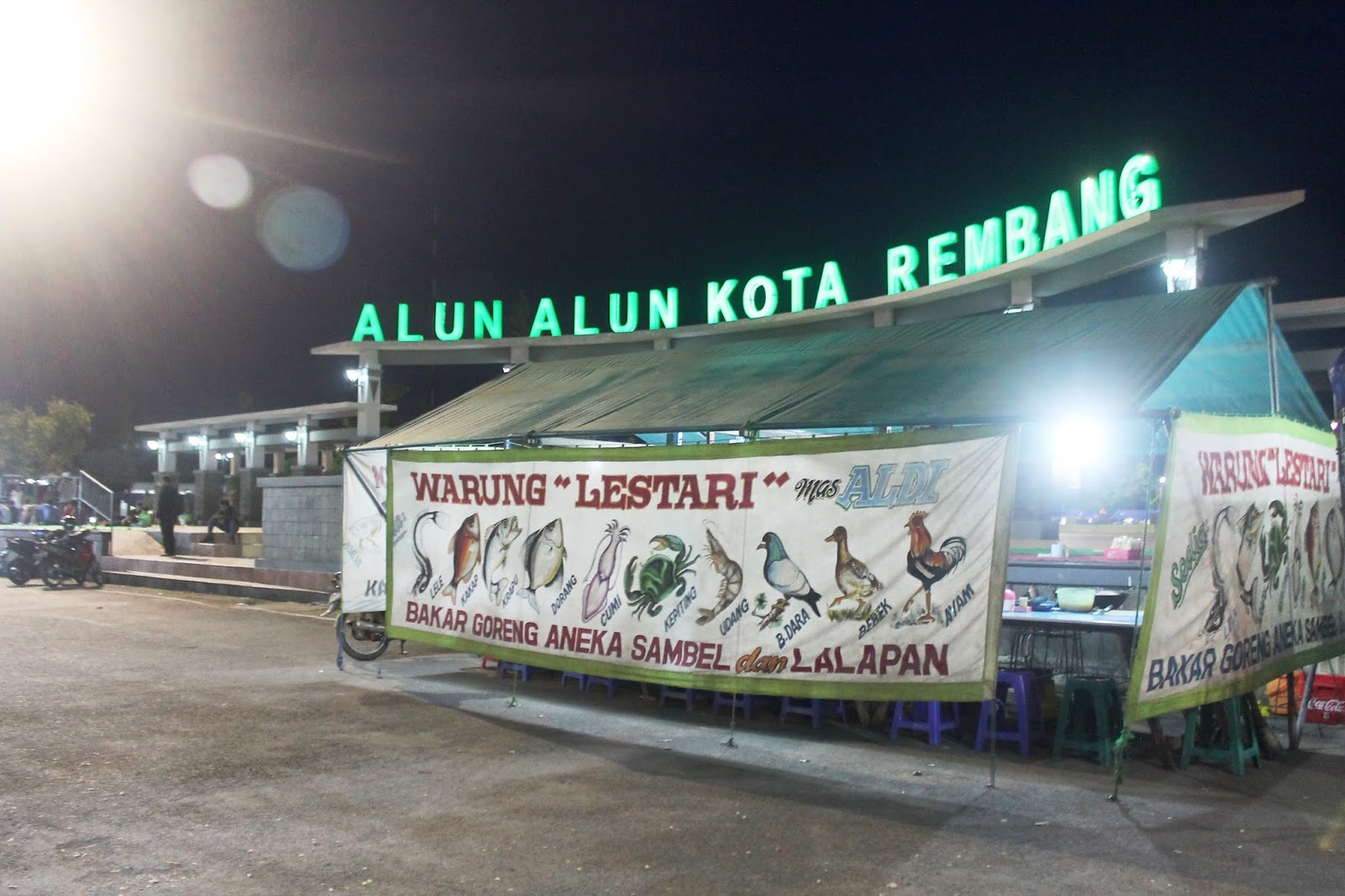 PUSAT KOTA: Salah satu sudut alun-alun Kota Rembang belum lama ini. (DOK. LINGKAR JATENG)