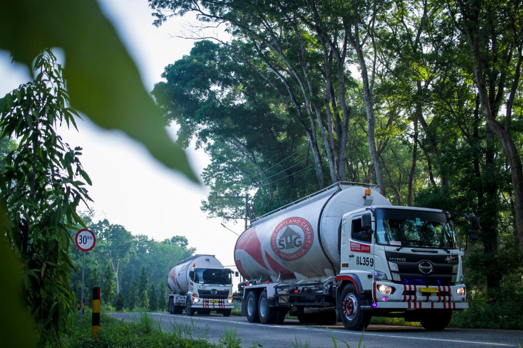 PT Semen Gresik (SG) melaksanakan berbagai upaya efisiensi dan perbaikan berkelanjutan pada proses operasional perusahaan demi menghasilkan pertumbuhan kinerja berkelanjutan yang prima. (DOK. LINGKAR.CO)