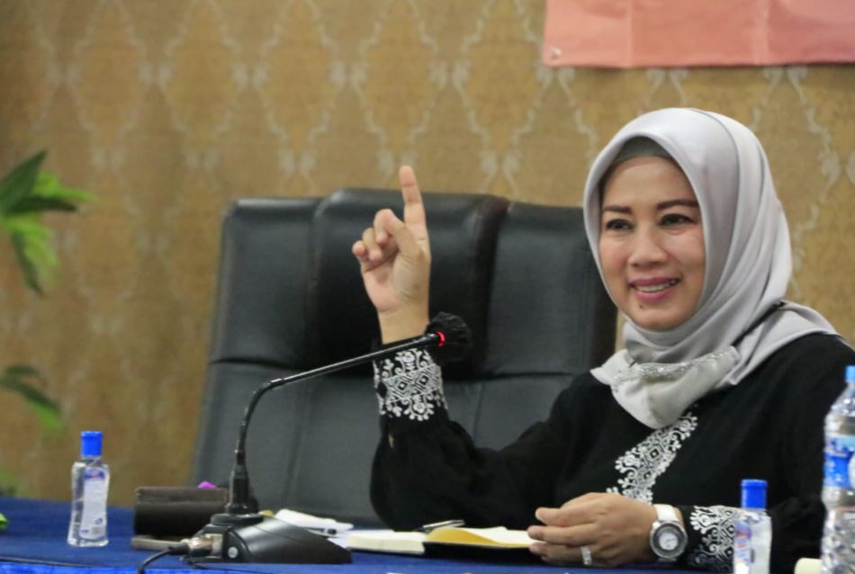 Anggota Fraksi Partai Persatuan Pembangunan (PPP) DPR RI Elly Rachmat Yasin. dok pribadi/MUHAMMAD IDRIS/LINGKAR.CO