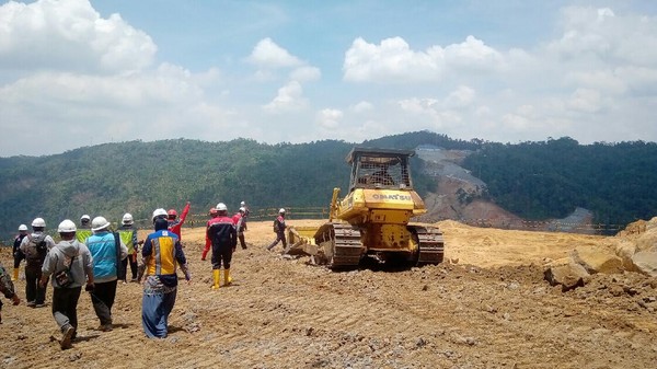 Pembangunan Bendungan Bener Tahap II.. dok pribadi/ACHMAD ROHADI/LINGKAR.CO