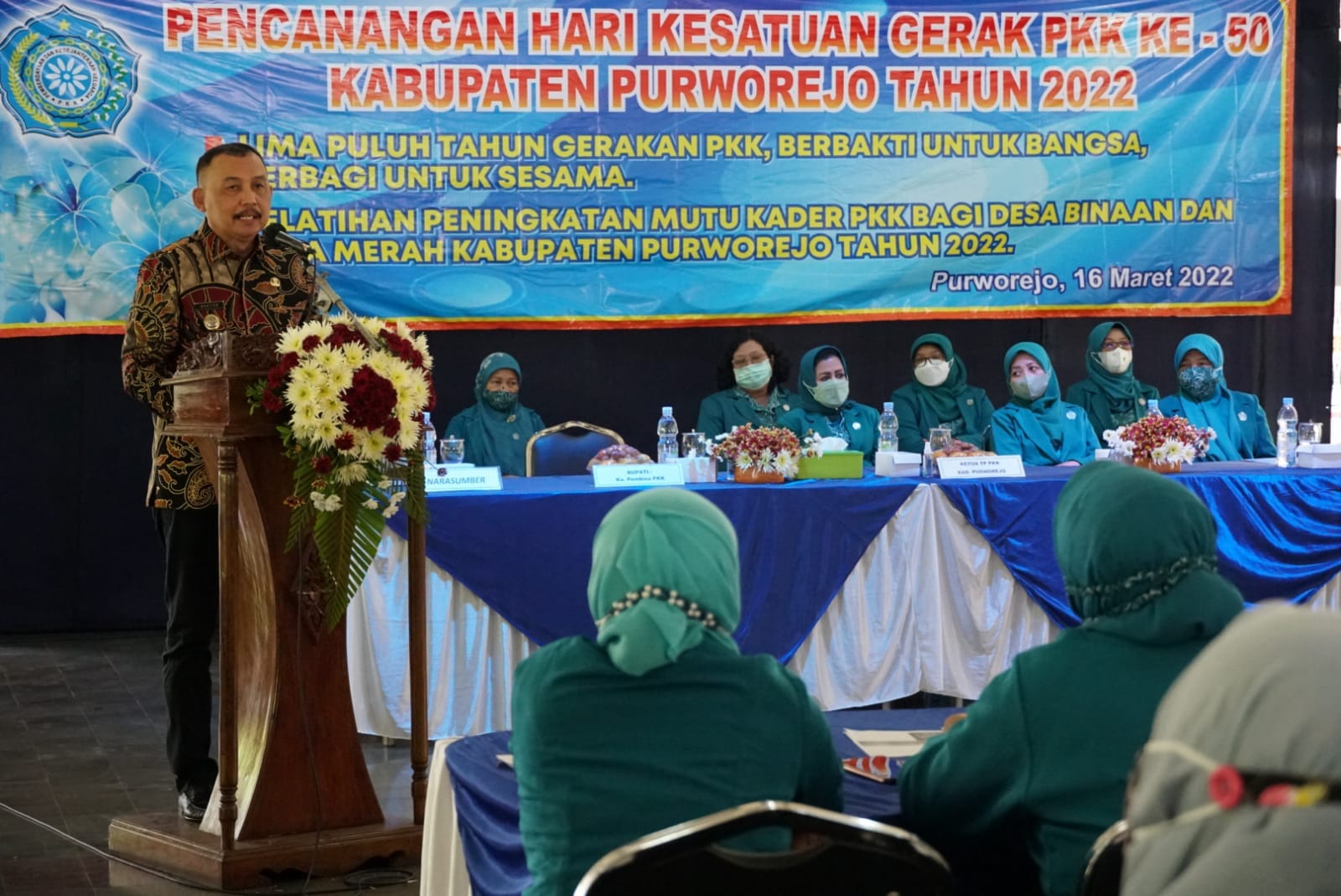 Bupati Purworejo RH Agus Bastian SE saat membuka pencanangan haru kesatuan gerakan PKK ke-50. dok pribadi/ACHMAD ROHADI/LINGKAR.CO