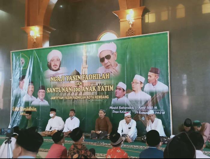 Jam’iyah Yasin Fadhilah Rembang Kota Santuni 100 Anak Yatim. dok pribadi/ Muhammad Akid Aunulhaq/Lingkar.co