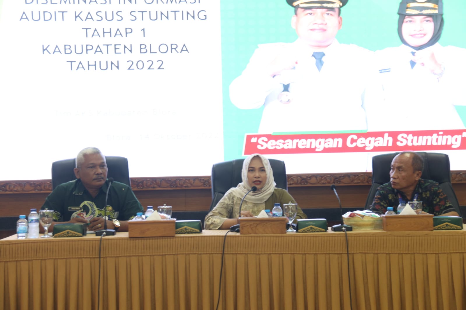 Wabup Blora Tri Yuli Setyowati saat memimpin Diseminasi Hasil Audit Stunting di Ruang Setda Blora, Jumat (14/10/2022). LILIK/LINGKAR.CO