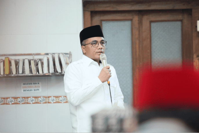 Sekjen DPP PPP Arwani Thomafi. PPP mengumumkan perombakan pengurus DPP PPP. NURSEHA/LINGKAR.CO