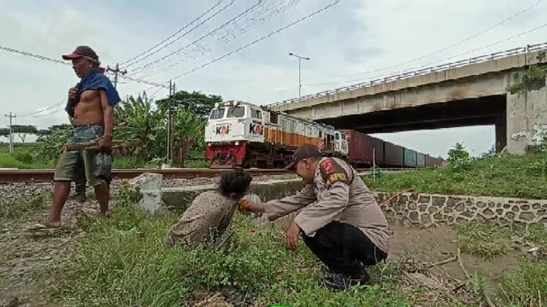 tabrak kereta