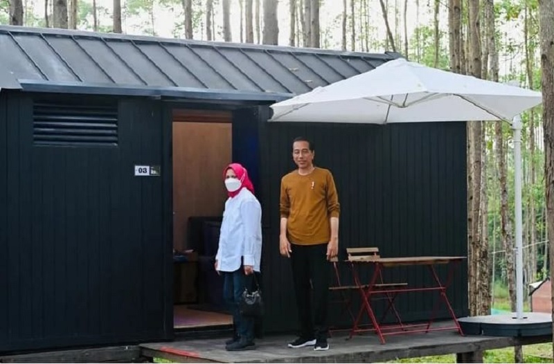 Presiden Jokowi dan Ibu Iriana, bermalam di Kawasan Inti Pusat Pemerintahan (KIPP) IKN, Kabupaten Penajam Paser Utara, Kaltim, Kamis (23/2/2023). Foto: BPMI Setpres