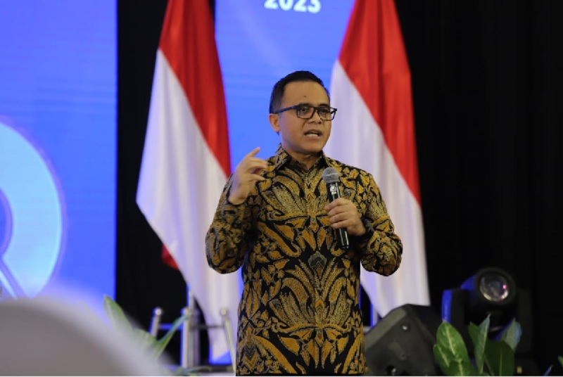 Menpar-RB Azwar Anas jelaskan hampir 17 ribu ASN dan TNI Polri yang akan pindah ke Ibu Kota Negara (IKN) Nusantara disiapkan apartement. Dok. Istimewa/Lingkar.co