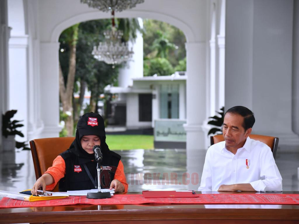 Presiden Jokowi, melakukan proses coklit data pemilih di Istana Merdeka, Jakarta Pusat, Selasa (14/3/2023). Foto: Instagram
