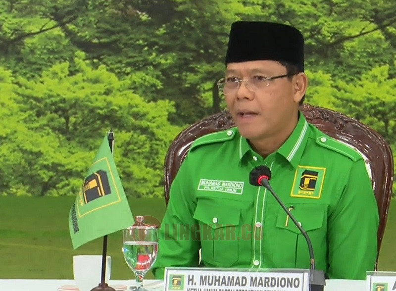 Plt Ketua Umum PPP, Muhammad Mardiono, saat jumpa pers usai pertemuan dengan PDIP, di Kantor DPP PDIP, Jakarta Pusat, Minggu (30/4/2023). FOTO: Roin