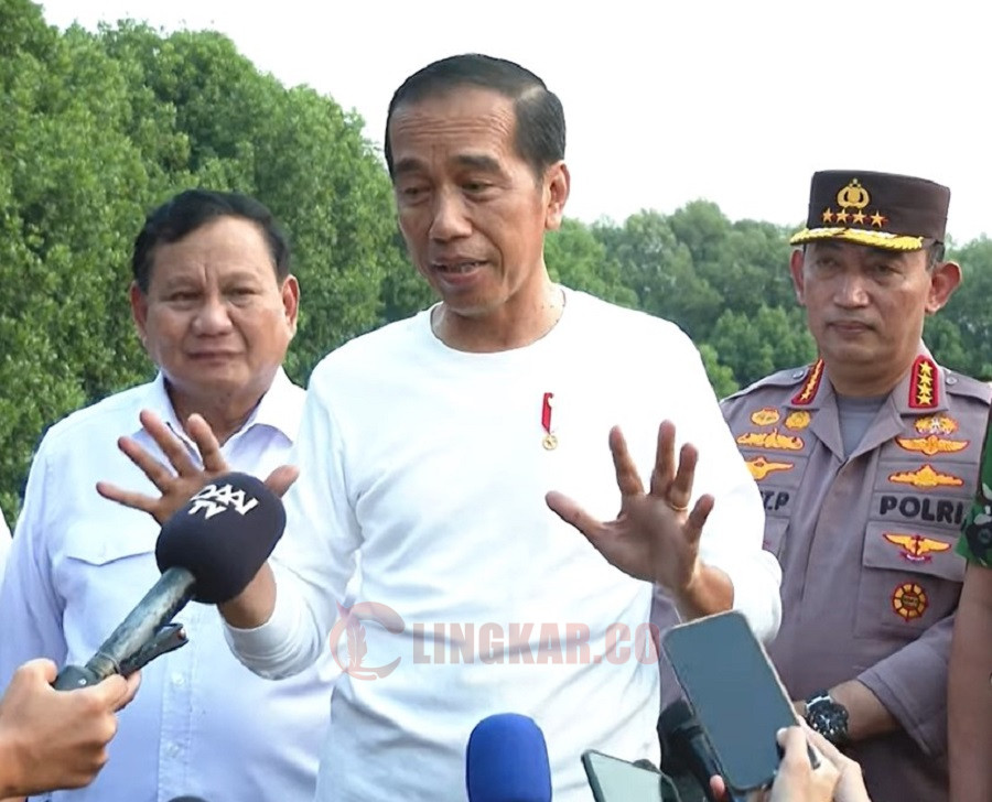 Presiden Jokowi, saat jumpa pers usai penanaman mangrove di Taman Wisata Alam (TWA) Angke Kapuk, Jakarta, Senin (15/5/2023). FOTO: Tangkap layar Youtube