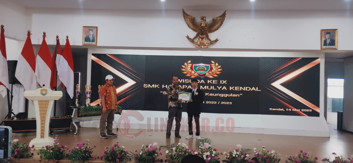 SISWA SMK HARAPAN MULYA PRESTASI DAPAT BEASISWA DARI PT WINET/Foto: Wahyudi