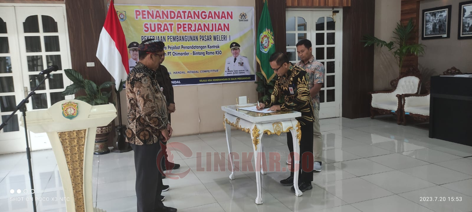 Penandatanganan Perjanjian Pembanguna n Pasar Weleri/Foto: Wahyudi