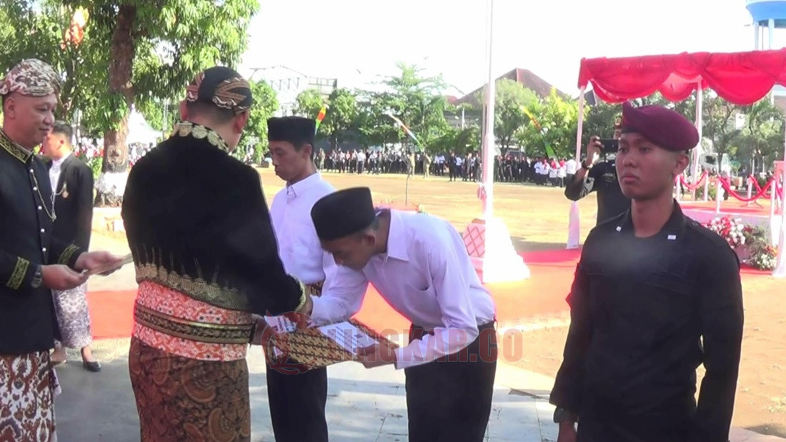 Bupati Dico