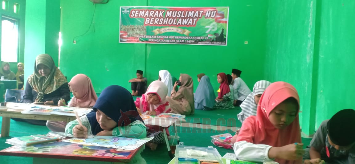 Suasana lomba hafalan Alquran surat pendek yang diadakan PAC Muslimat NU Ungaran Timur di gedung MWCNU/Foto: Ahmad Rifqi Hidayat
