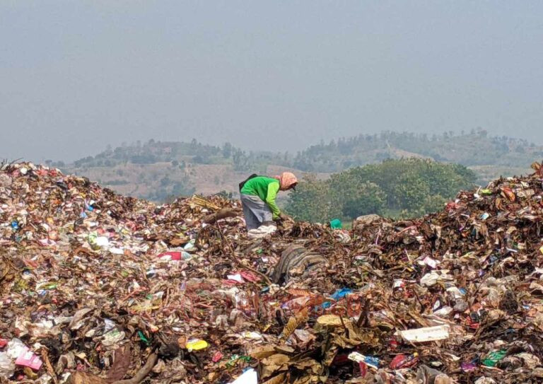 Aktivitas TPA di Kabupaten Pati. Foto: Istimewa