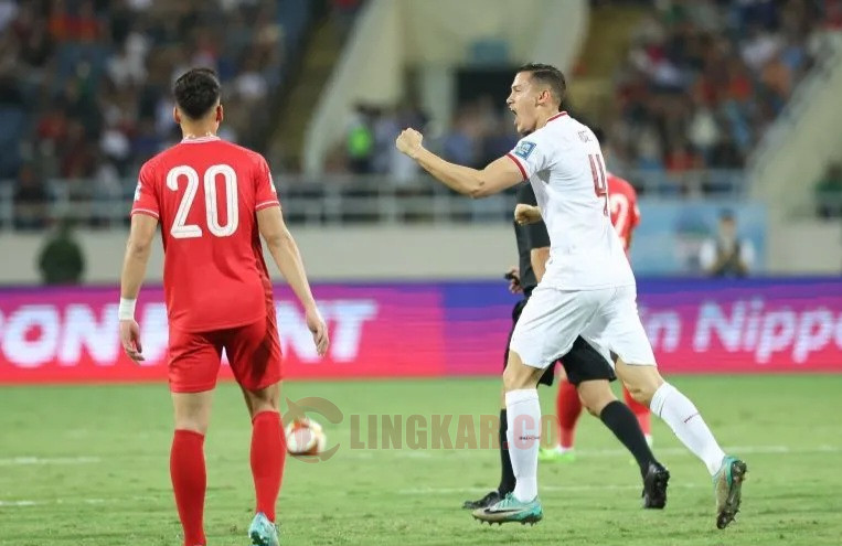 Timnas Indonesia berhasil membantai Vietnam dalam lanjutan laga kualifikasi Piala Dunia 2026 zona Asia putaran kedua Grup F di Stadion My Dinh, Hanoi, Selasa (26/3/2024) malam. Foto: Antara.