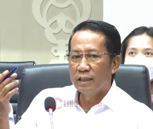 Ketua Baleg DPR RI Supratman Andi Agtas saat memimpin rapat Panja RUU DKJ di Kompleks Parlemen, Jakarta, Senin (18/3/2024). Foto: Antara.
