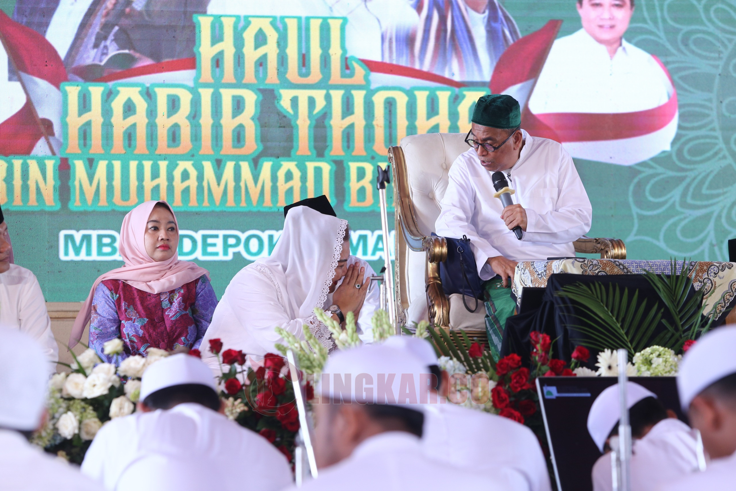 Wali Kota Semarang Hevearita Gunaryanti Rahayu menghadiri puncak Haul Habib Thoha bin Muhammad bin Yahya Minggu (12/5/2024) pagi. Foto: Humas for Lingkar.co