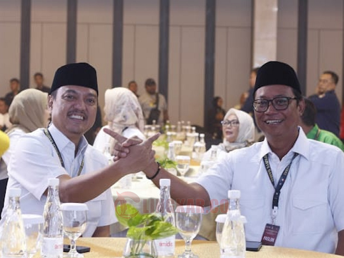 Pasangan calon wali kota dan wakil wali kota Semarang, Yoyok Sukawi dan Joko Santoso dalam sebuah kesempatan. Foto: dokumentasi