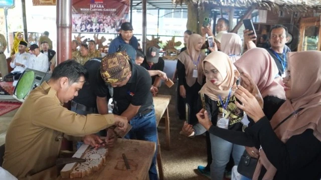 Ekspor Komoditas Furniture Tertinggi di Jepara, Pemkab Galakkan Pelatihan Inovasi Produk