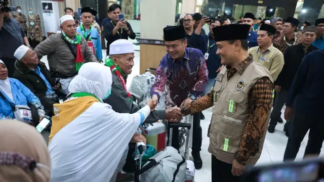 Kloter Pertama Embarkasi Solo Tiba di Tanah Air