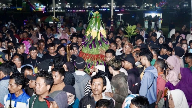 Ungkapan Rasa Syukur dan Kebersamaan, Ribuan Warga Padati Grebeg Sura Merti Jagad 2026