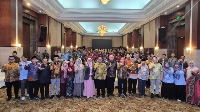 Buka Forum Dekan FST PTKIN, Prof. Musahadi Pesan Percepat Terobosan Sainteks di UIN
