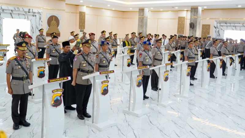 Kapolda Jateng Lantik 22 Pejabat Baru, dari Pejabat Utama Hingga 16 Kapolres, Simak Selengkapnya!