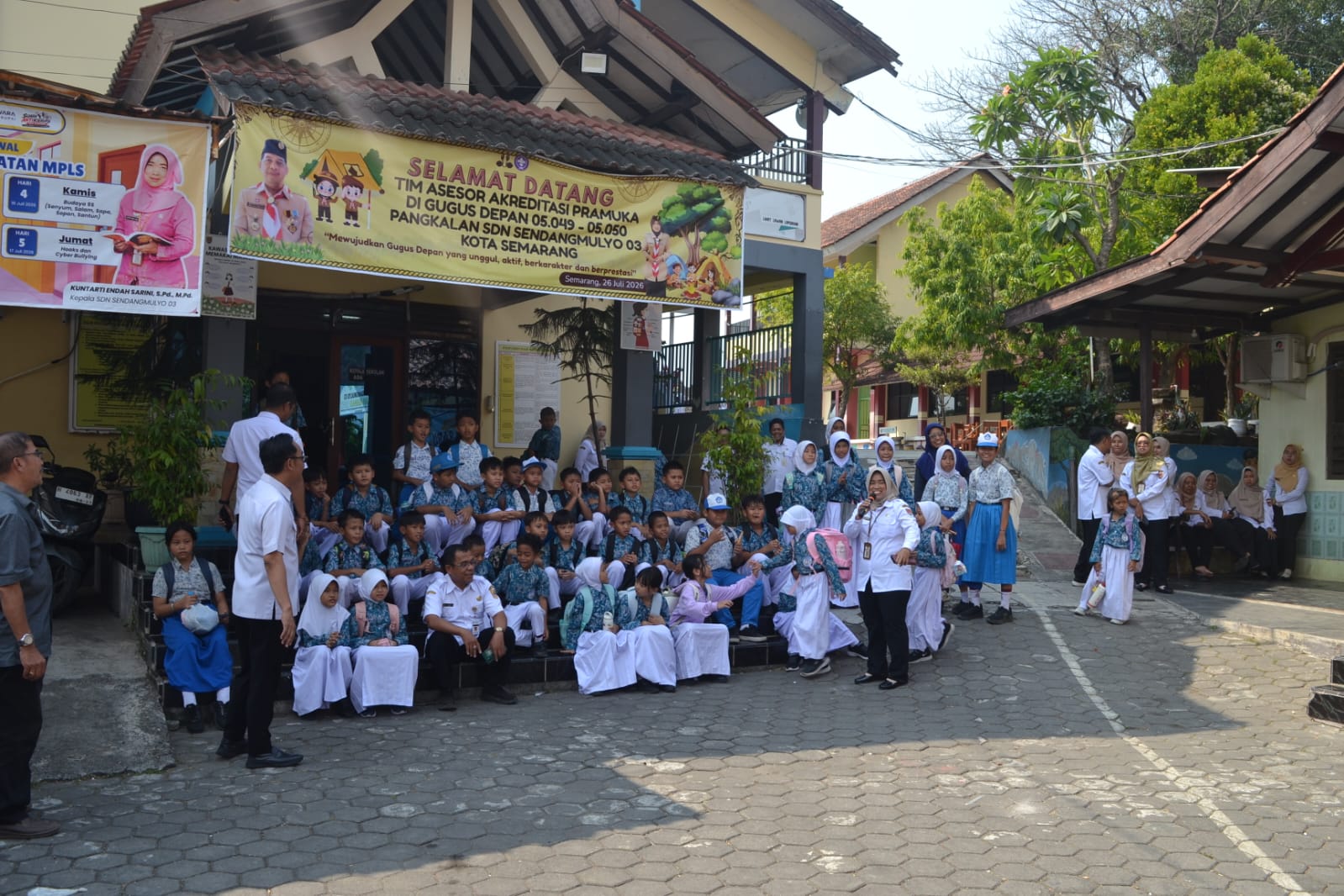 Pohon Tumbang Timpa SDN Sendangmulyo 3, Disdik Semarang Pastikan Siswa Tetap Belajar