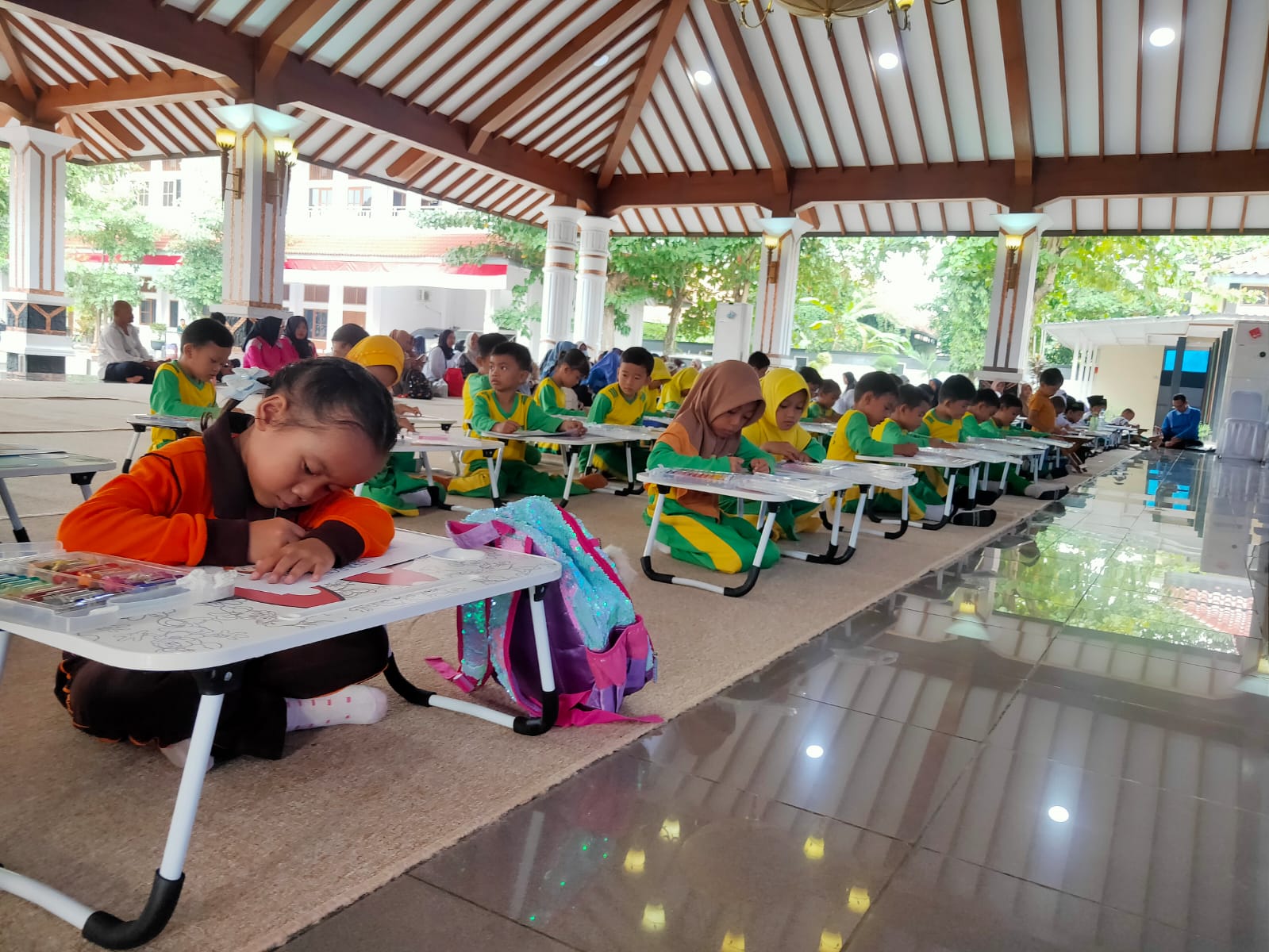 Rayakan Hari Anak, Pemkab Pati Beri Apresiasi Pelajar Berprestasi dan Gelar Lomba Mewarnai