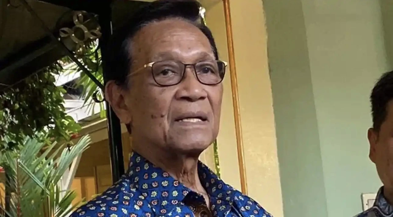 Sultan HB X Kembali Aktif, Tegaskan Tak Cuti Kerja karena Sakit