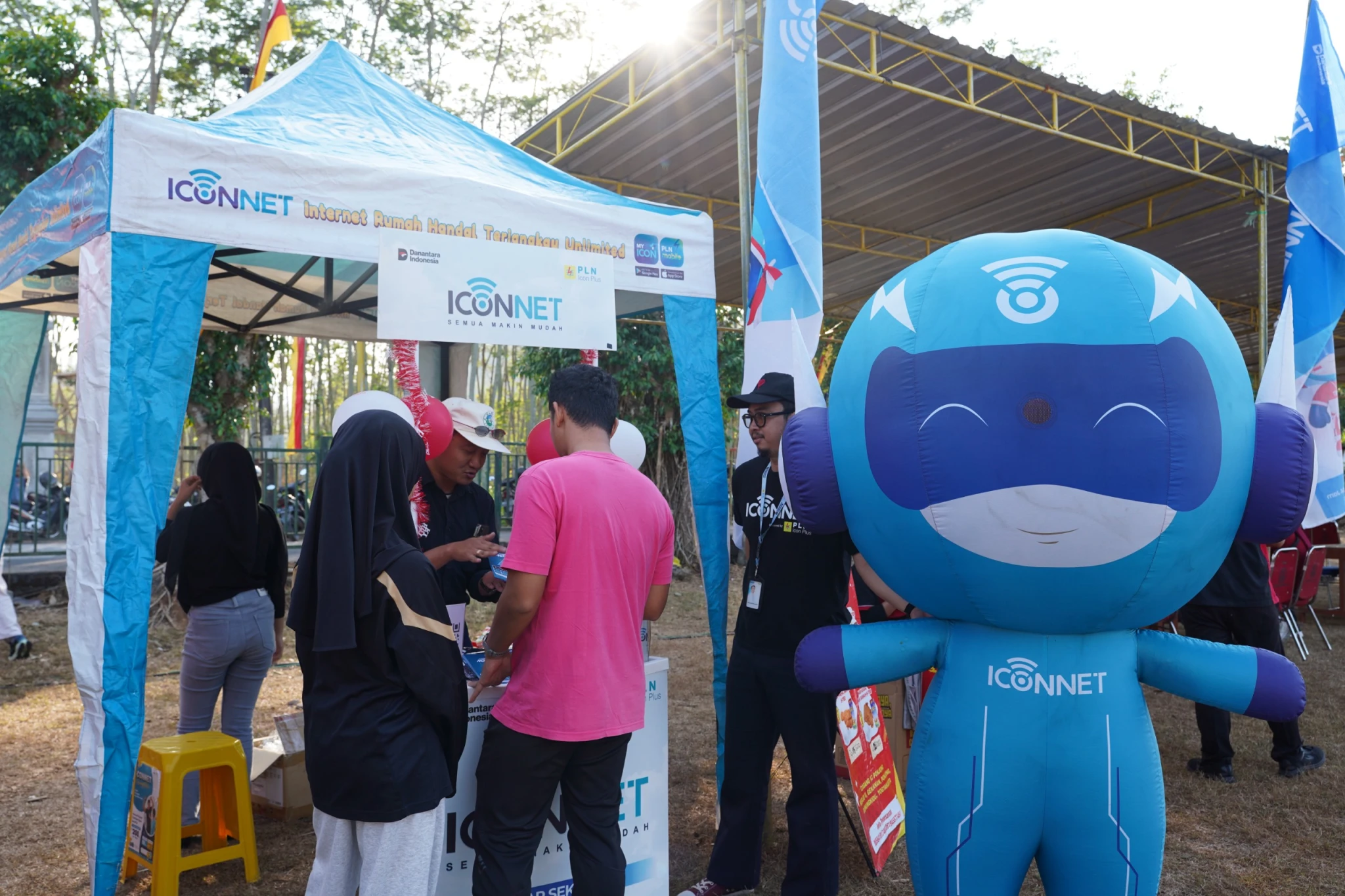 ICONNET Hadir di Ponjong, Semarakkan HUT ke-81 RI