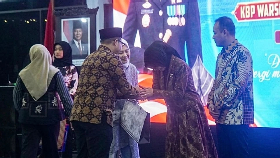 Kapolresta Batang Diganti Warsono, Veronica Kenang Kedatangannya Disambut Banjir