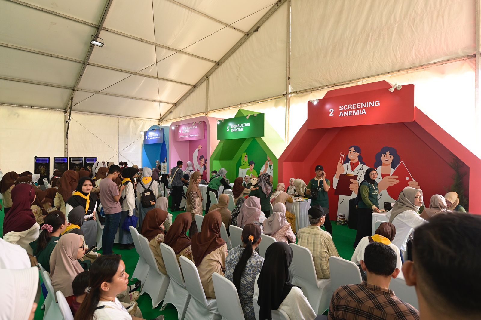 Masyarakat Antusias Sambut MilkLife Festival Keluarga Sehat