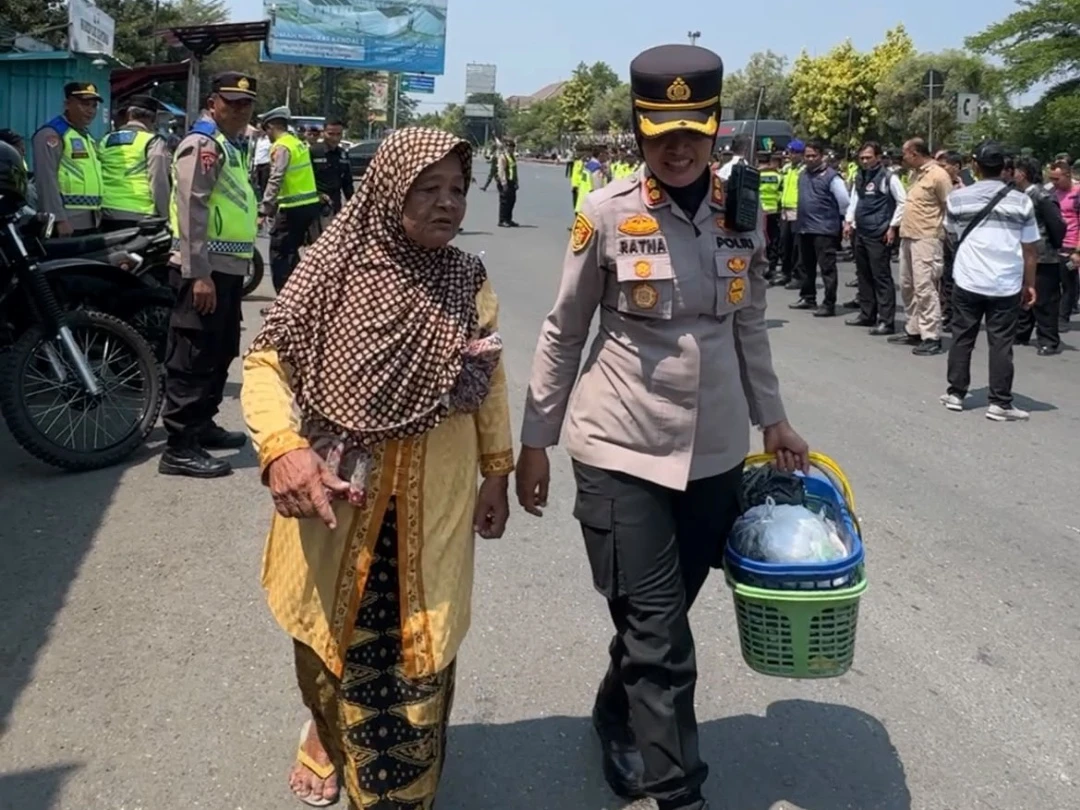 Momen Humanis Kapolres Kendal Beri Contoh Nyata Warnai Aksi Damai Peternak Unggas