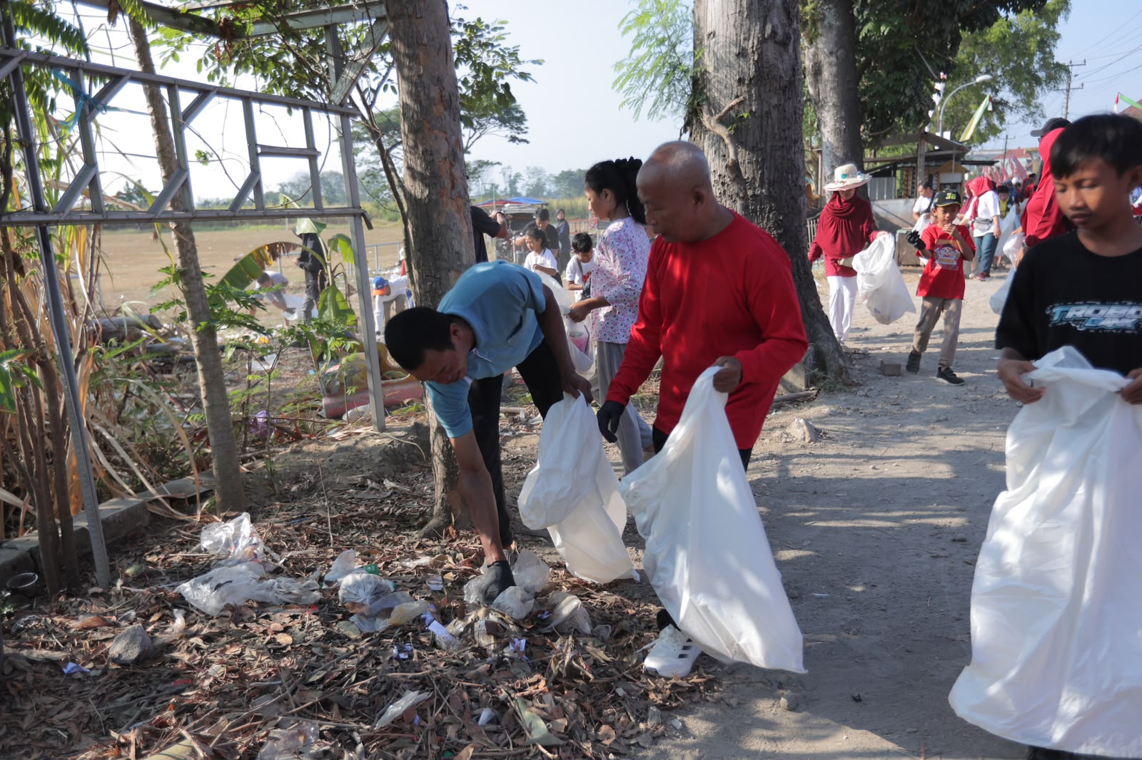 Program SIKAT Hadir di Empat Desa, Ajak Warga Jaga Kebersihan dan Kesehatan
