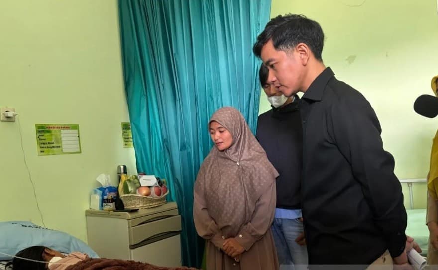 Wapres Gibran melakukan kunjungan korban keracunan MBG
