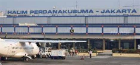 Bandara Halim Tutup Sementara Akibat Erupsi Anak Gunung Krakatau