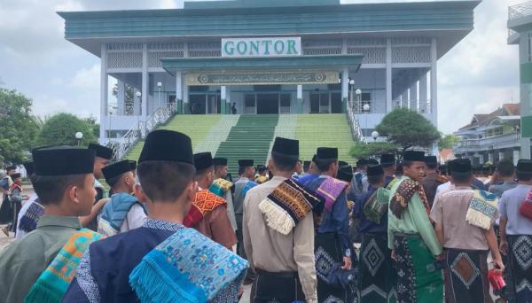 Gontor tetap memilih pendidikan ditengah dinamika politik