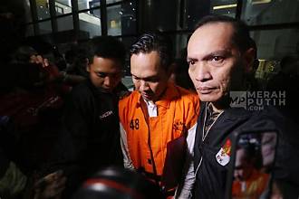 Iuran THR Untuk Bupati Cilacap Ditalangi Terlebih dahulu oleh Sekdis