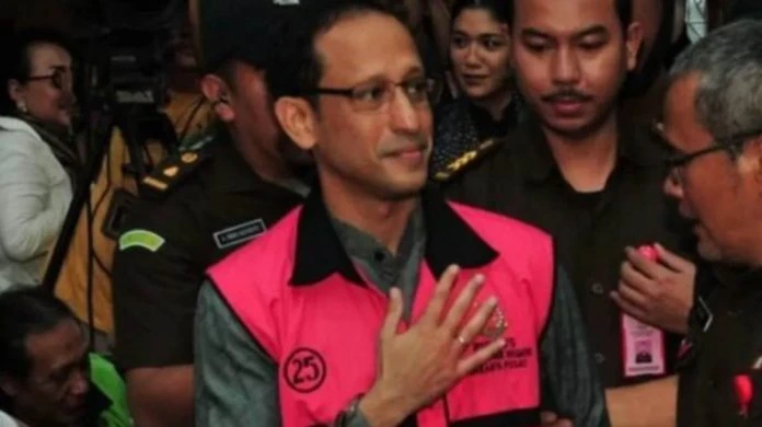Putusan hakim yang mengurangi denda dan hukuman NAdiem Makarim