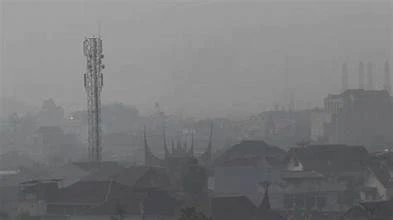 Kabut asap tebal akibatkan kecelakaan beruntun