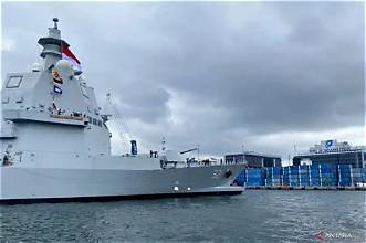 Kapal Induk asal Italia akan membantu dalam menangani bencana Karhutla