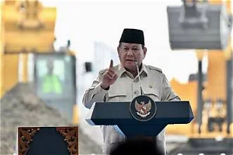 Presiden Prabowo Subianto meresmikan program hilirisasi di kawasan IWIP