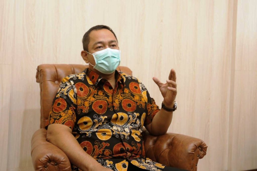 Wali Kota Semarang Hendrar Prihadi saat memberi keterangan kepada awak media, Rabu, (27/1). (RISCA KRISDAYANTI/LINGKAR.CO)