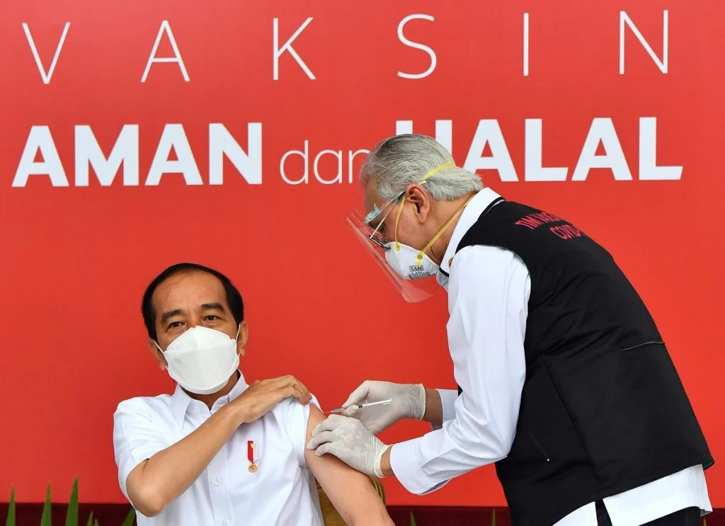 Ahli Tanggapi Video dan Pesan Siaran WA Jokowi Gagal Disuntik Vaksin Sinovac