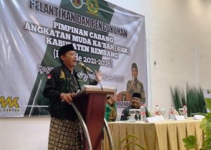 Pelantikan AMK Rembang, Dorong Kaum Milenial Melek Politik