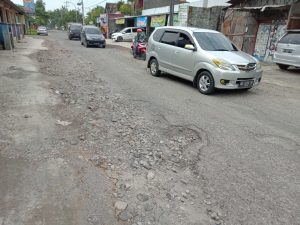 DPU PR Karanganyar Tanggapi Kerusakan Jalan Kebakkramat-Tasikmadu