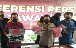 Sepasang Kekasih Nekat Produksi 26 Video Asusila Demi Uang